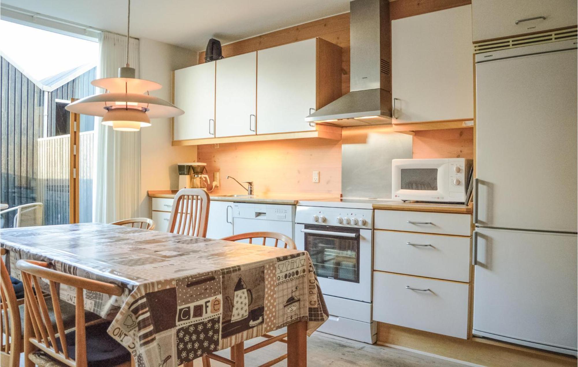 2 Bedroom Gorgeous Home In Hvide Sande Luaran gambar